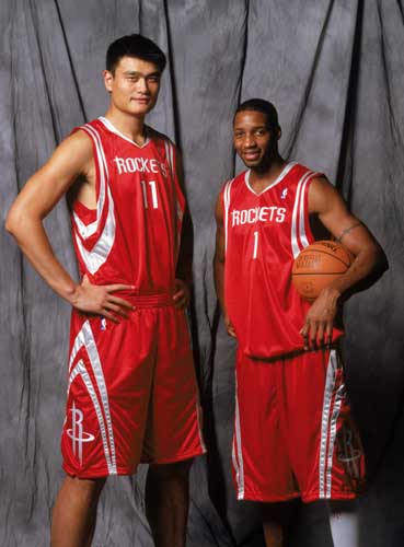 足球报：海牛资金有困难，但追加奖金第一时间就发到球队手中（足球报：海牛资金紧张，追加奖金已立刻发放到队里）