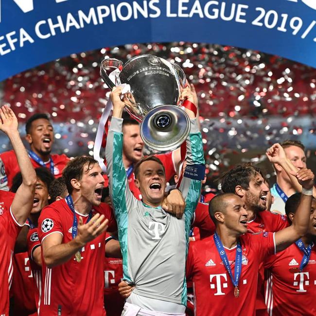 萨索洛前锋皮纳蒙蒂比赛时家中失窃，事发时孩子和保姆在家里（萨索洛前锋皮纳蒙蒂比赛期间家遭窃，孩子与保姆当时在家）