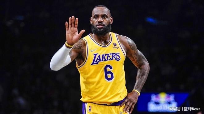 官方：李海新当选2025赛季中超金哨，唐顺齐当选银哨，傅明当选铜哨（官方公布：2025赛季中超金哨李海新，银哨唐顺齐，铜哨傅明）