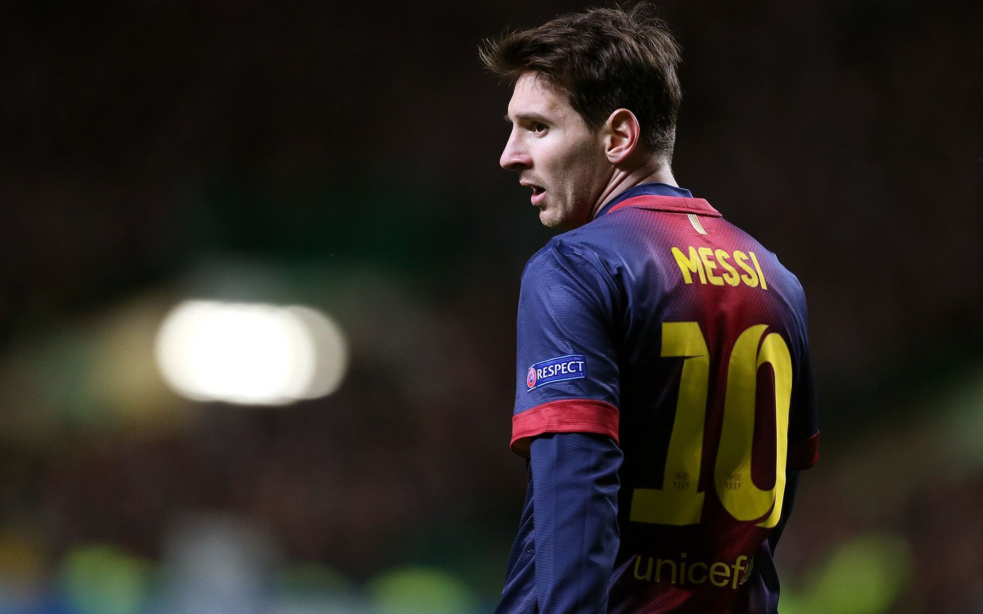 苏超南京队开始招人，但是主教练在哪儿？ 何塞走了，明年谁会执教南京队？（苏超南京队启动招聘，主帅成谜：何塞离任，来年谁执掌教鞭？）