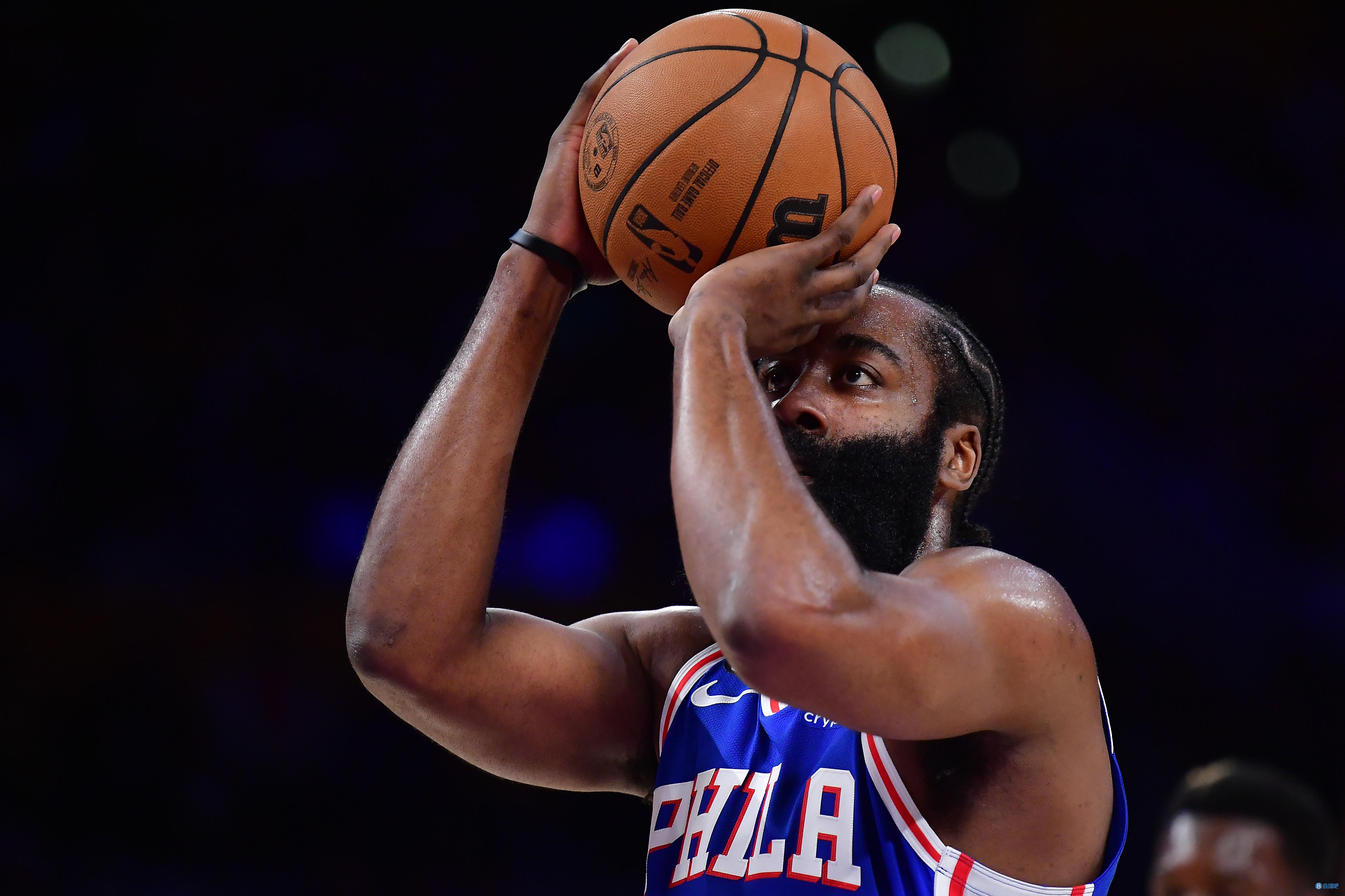 半场战报：马赛0-0亚特兰大，德凯特拉雷失点（上半场战况：马赛0-0亚特兰大，德凯特拉雷失点成遗憾）