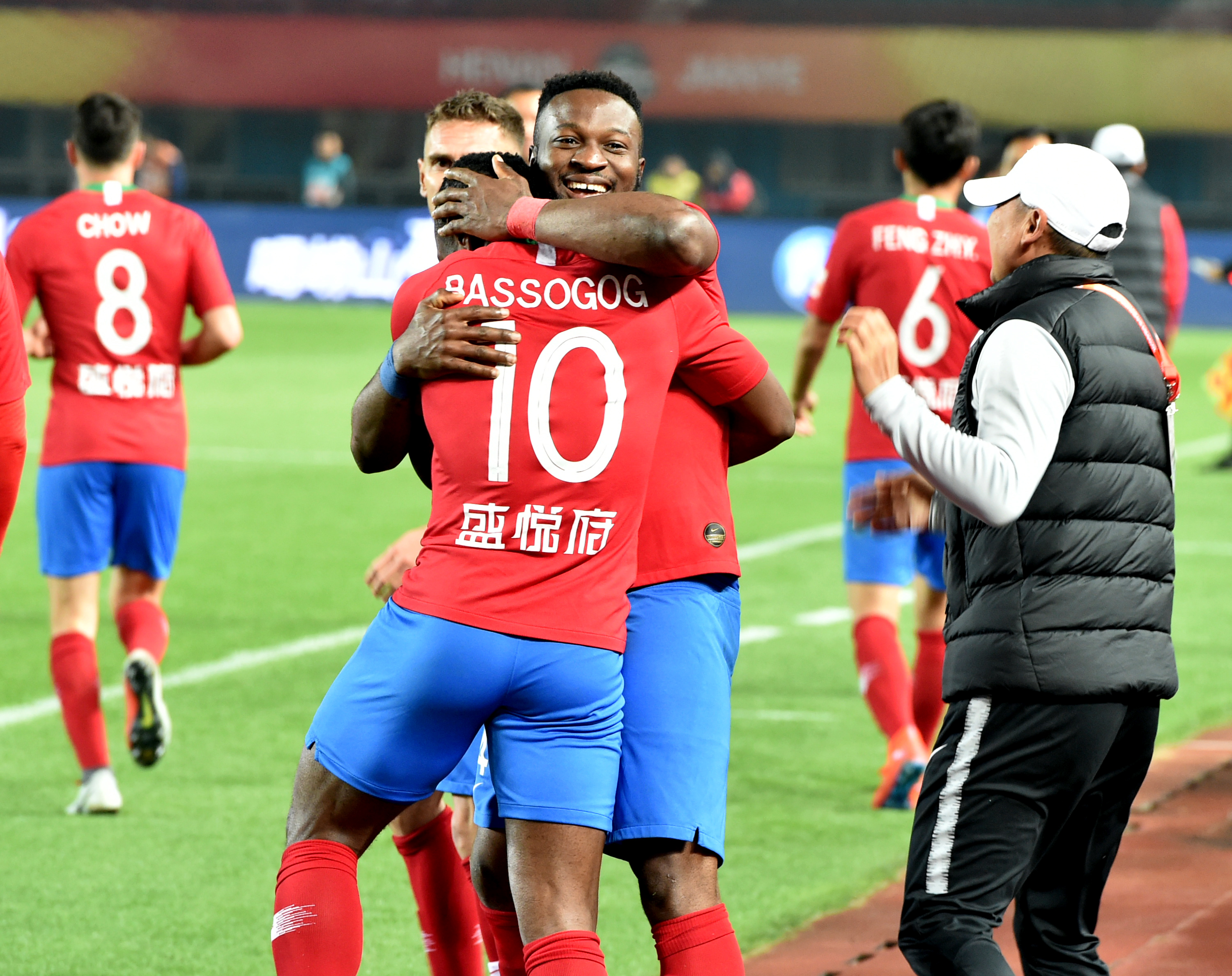 达维多维奇：离开沙特因为家人更重要；现在只想留在欧洲（达维多维奇：家人为先告别沙特，如今一心留在欧洲）