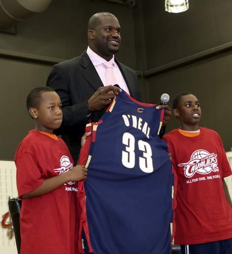 弗拉霍维奇面临长时间休战，意媒：尤文正在关注吉拉西（弗拉霍维奇或长期缺阵，意媒称尤文瞄准吉拉西）